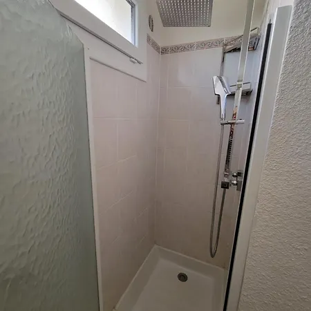 Bel Climatise De Plain Pied 80m De La Mer, Wifi, Grand Sejour 2 Belle Terrasse Lxrm3 *