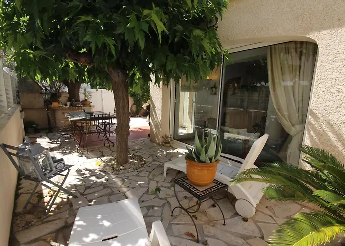 Bel Climatise De Plain Pied 80m De La Mer, Wifi, Grand Sejour 2 Belle Terrasse Lxrm3 Apartmán *